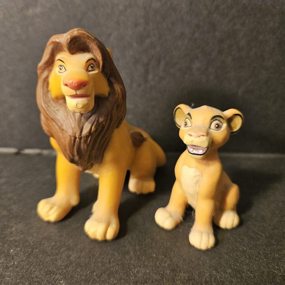 Disney Lion Simba and Mufasa Baby Cub PVC Figurines Cake‎ Topper